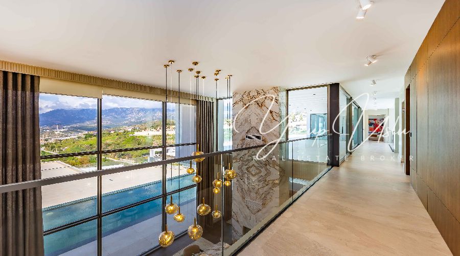 Modern spacious living room with open kitchen Kargicak villa Alanya Master bedroom en-suite bathroom luxury villa Kargicak Alanya