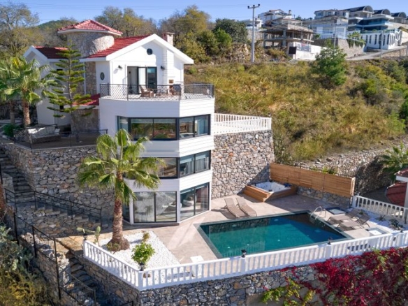 Sea Breeze villa for sale Kargicak Alanya