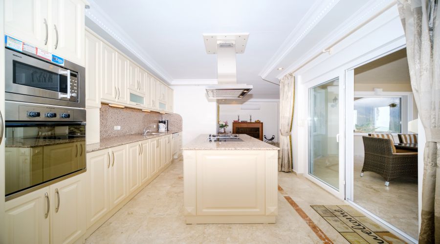 For more information about the Kargicak Sea Breeze Bungalow for sale in Alanya and other villas for sale in Alanya, contact us at Whatsapp by phone at +90 506 658 90 90 or send a message to info@yakupuslu.com Our agents will contact you as soon as possible.