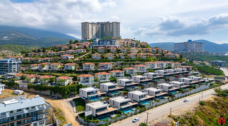 Modern Gold City Villa Alanya