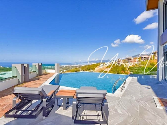 Kargicak White Villa for sale in Alanya