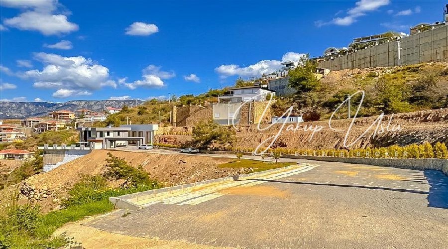 Kargicak White Villa for sale in Alanya