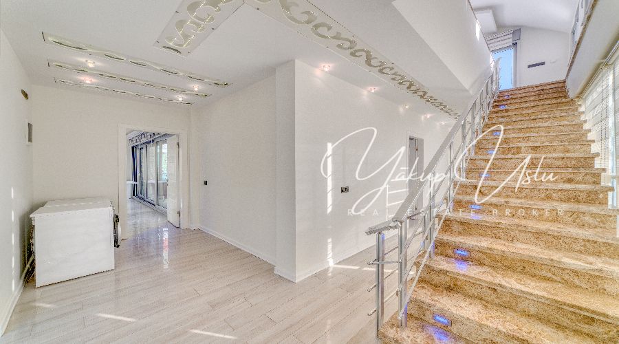 Baktas sea-view villa for sale Alanya