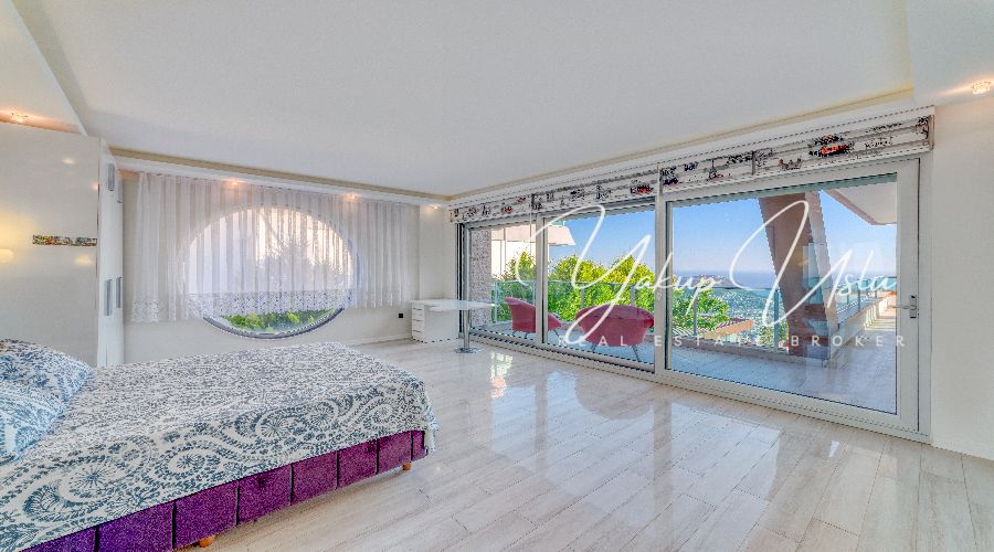 Baktas sea-view villa for sale Alanya