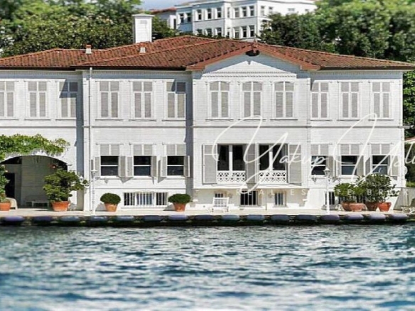 RealtorYakupUslu-IDEAL&Partners-istanbul-Luxury-forsale-mansion-Bosphorus-Turkiye-Luxury-villa-forsale-real-estate-broker-turkiye-zuverkaufen-tillsalu-alanya