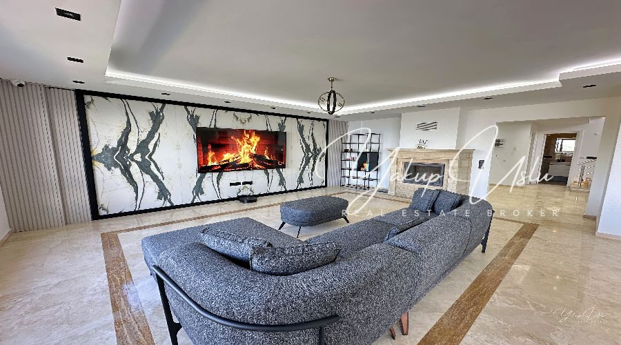 4-Bedroom Sea View Bektaş Villa in Alanya For Sale